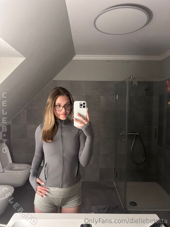 Full leaked Dieliebelotta private onlyfans photo