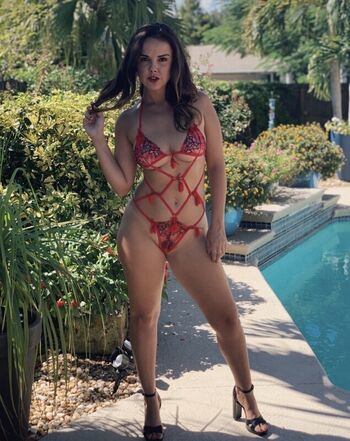 Dillion Harper