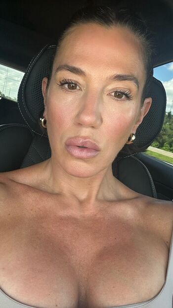 Dina Wojowski