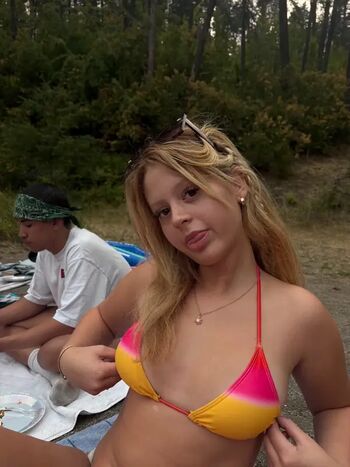 Full leaked Dinmammis private onlyfans photo