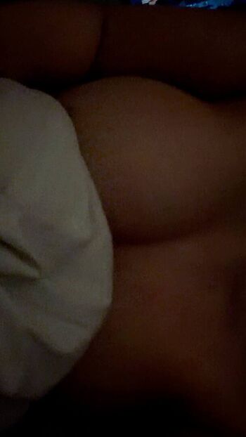 Full leaked Diorwynn private onlyfans photo