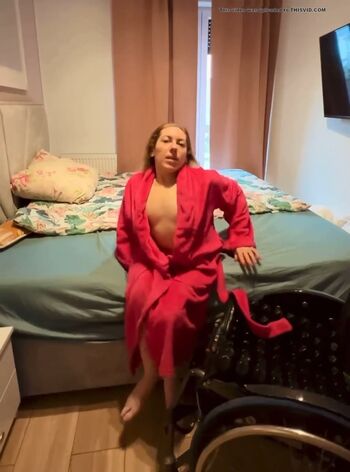Full leaked Disabled girls page private onlyfans photo