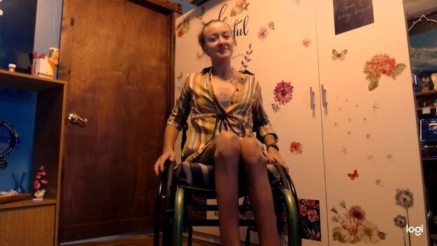 Full leaked Disabled girls page private onlyfans photo