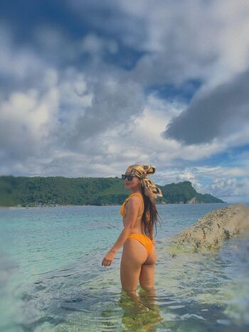 Full leaked Divinerapsing private onlyfans photo