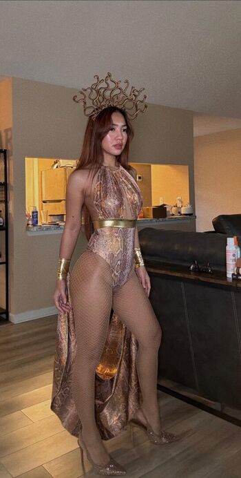Full leaked Divinerapsing private onlyfans photo