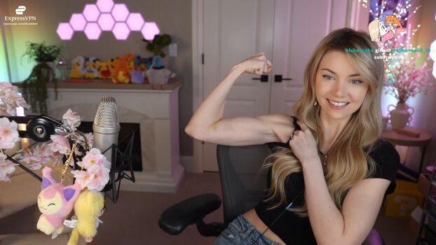 Full leaked Dizzykitten private onlyfans photo