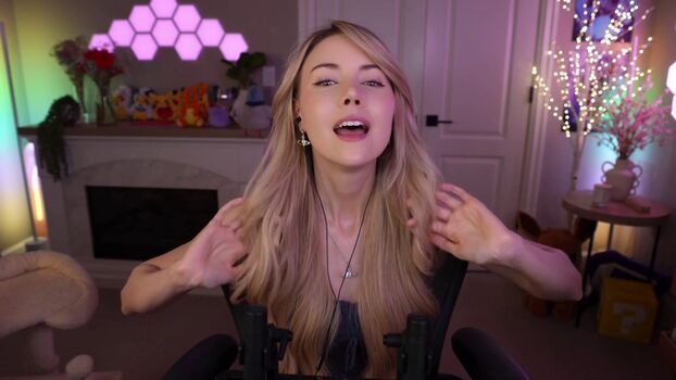 Full leaked Dizzykitten private onlyfans photo