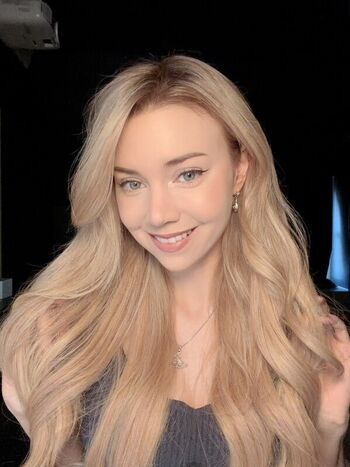 Full leaked Dizzykitten private onlyfans photo