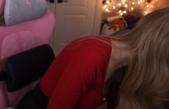 Full leaked Dizzykitten page private onlyfans photo