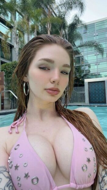 Dj Adrivnna