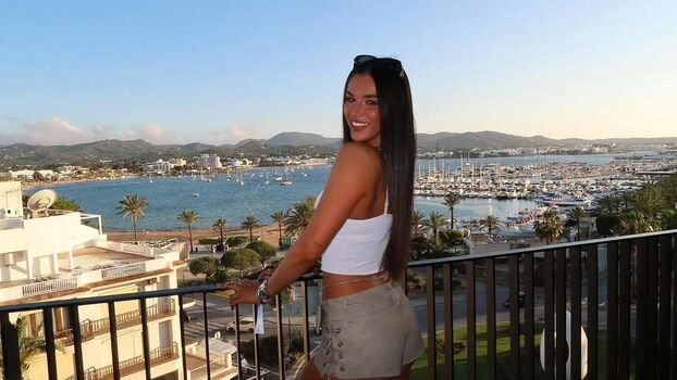 Dj Victoria Peng