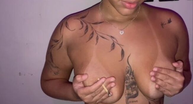 Full leaked Docyhoney private onlyfans photo