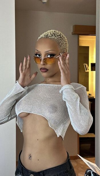 Full leaked Doja cat  page private onlyfans photo
