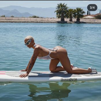 Full leaked Doja cat  page private onlyfans photo