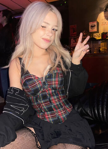Full leaked Dollblush private onlyfans photo