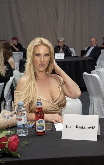 Full leaked Domace matorke milf ex yu  page private onlyfans photo