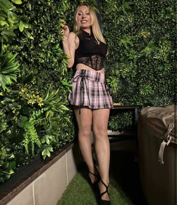 Full leaked Domace matorke milf ex yu  page private onlyfans photo