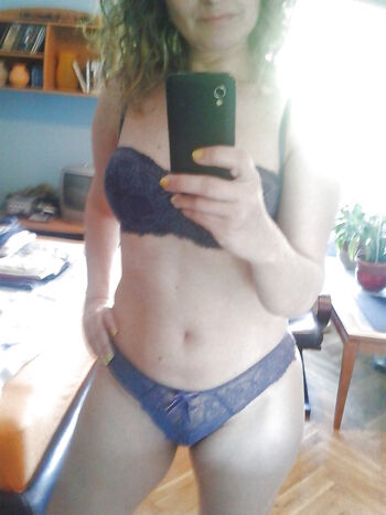 Full leaked Domace matorke milf ex yu private onlyfans photo