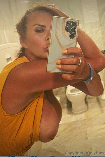 Full leaked Donna ewin page private onlyfans photo