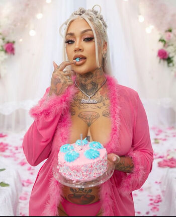 Full leaked Donna lombardi private onlyfans photo