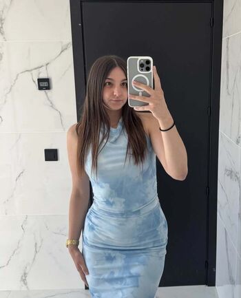 Full leaked Dori deluxe private onlyfans photo