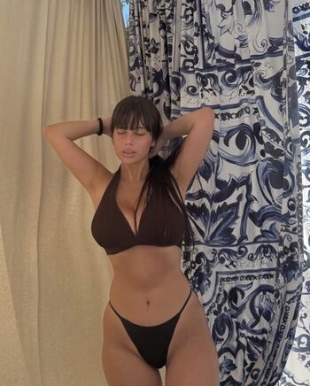 Full leaked Doriana arena page private onlyfans photo
