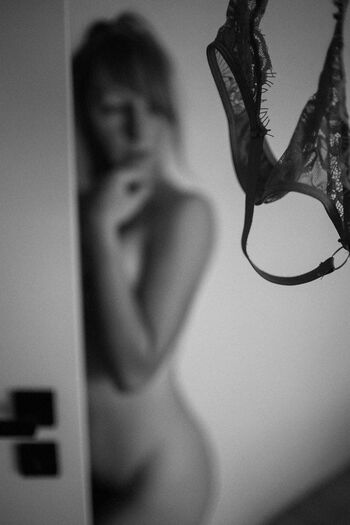 Doris Sensual
