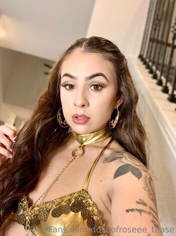 Full leaked Doseofroseee tease private onlyfans photo