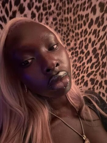 Full leaked Doshadeng private onlyfans photo