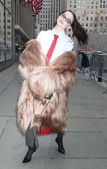 Full leaked Dove cameron page private onlyfans photo