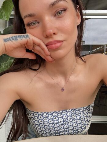 Dove Cameron