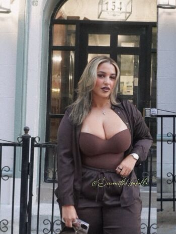 Full leaked Drivewithisabella private onlyfans photo