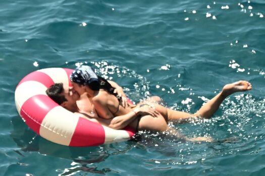 Full leaked Dua lipa page private onlyfans photo
