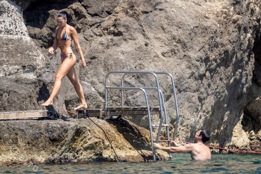 Full leaked Dua lipa page private onlyfans photo