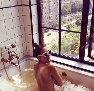Full leaked Dua lipa private onlyfans photo