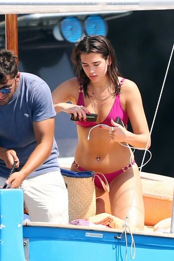 Dua Lipa