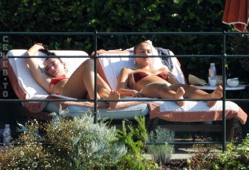 Full leaked Dua lipa  page private onlyfans photo