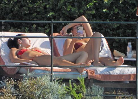 Full leaked Dua lipa  page private onlyfans photo