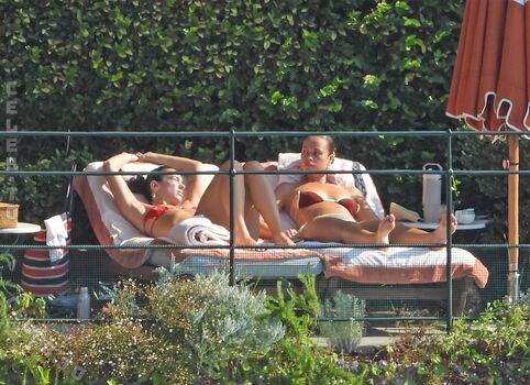 Full leaked Dua lipa  page private onlyfans photo