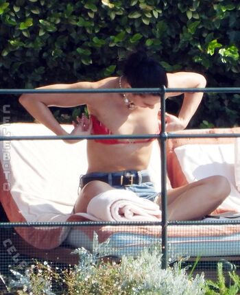 Full leaked Dua lipa  page private onlyfans photo