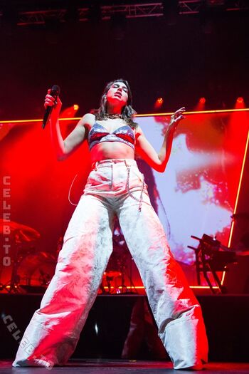 Full leaked Dua lipa private onlyfans photo