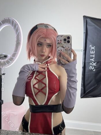 Full leaked Duckie cos page private onlyfans photo