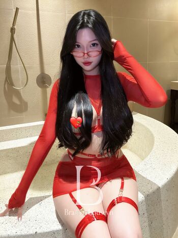 Full leaked Duyenn hipp page private onlyfans photo