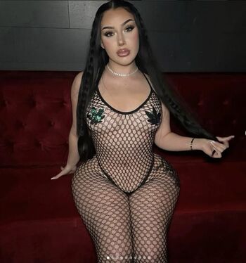 Full leaked Dxddymayaa private onlyfans photo