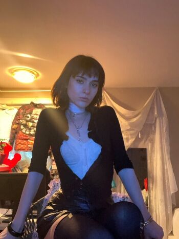 Full leaked Dyremarxx private onlyfans photo