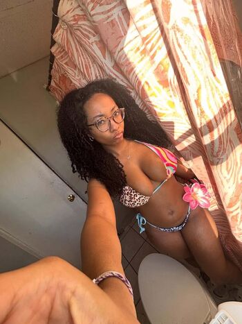 Full leaked Earthdaya private onlyfans photo