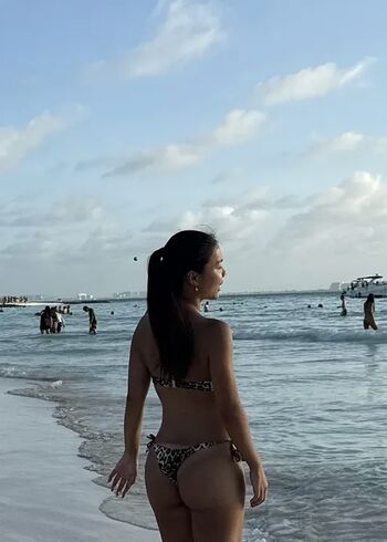Full leaked Eatingalonediaries private onlyfans photo