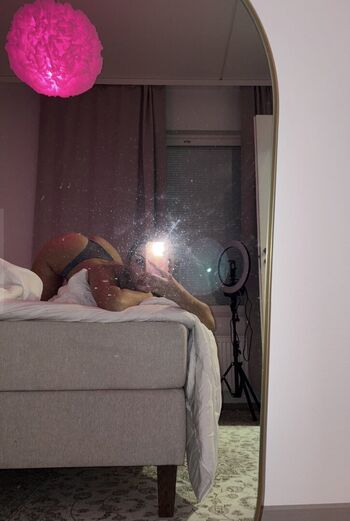Full leaked Eauroraa private onlyfans photo
