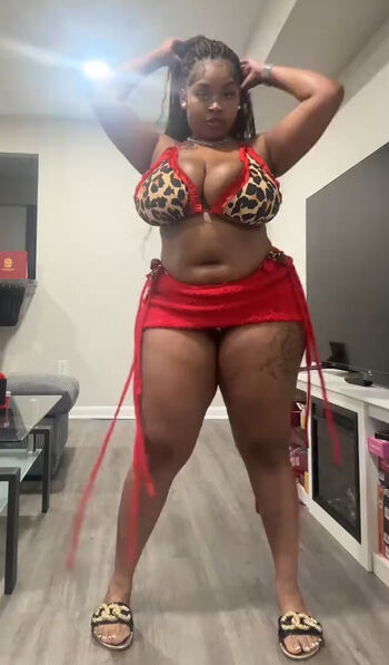EbonyBaddieVids