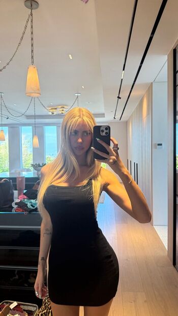 Full leaked Eden gross private onlyfans photo